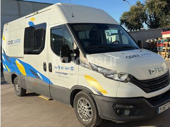 شاحنة مغلقة الصندوق IVECO Daily 35s16