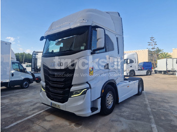 وحدة جر IVECO S-WAY