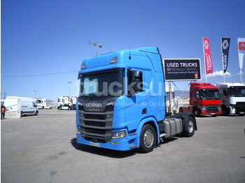 وحدة جر SCANIA R 450