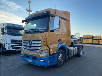 وحدة جر MERCEDES-BENZ Actros 1845