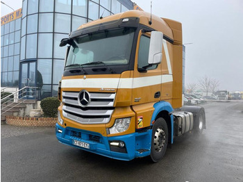 وحدة جر MERCEDES-BENZ Actros 1845