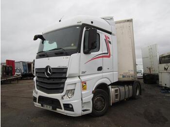 وحدة جر MERCEDES-BENZ Actros 1845