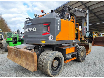 حفارة دولاب Volvo EWR150 E: صورة 4