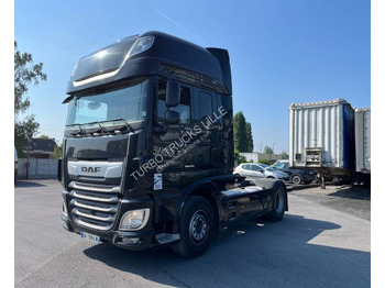 وحدة جر DAF XF 530