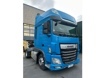 وحدة جر DAF XF 530
