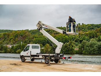 منصة تلسكوبية محمولة على شاحنة MERCEDES-BENZ Sprinter