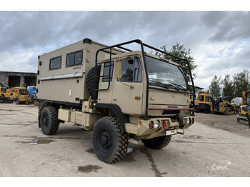 شاحنة نقل سيارات شاحنة Stewart & Stevenson M1078 LMTV: صورة 2 شاحنة نقل سيارات شاحنة Stewart & Stevenson M1078 LMTV: صورة 2