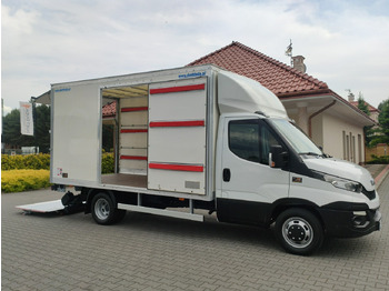شاحنة مغلقة الصندوق IVECO Daily 35C15