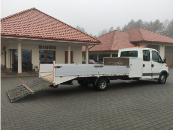 شاحنة سحب IVECO Daily