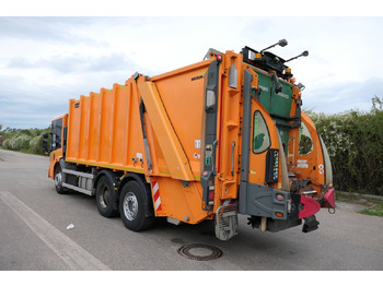 شاحنة النفايات MERCEDES-BENZ Econic 2635
