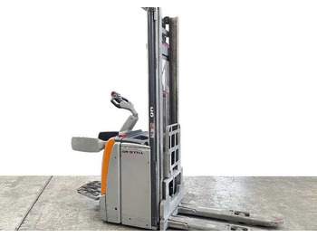 آلة التكديس STILL