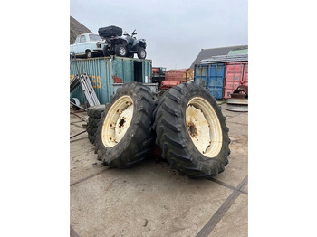 إطارات PIRELLI