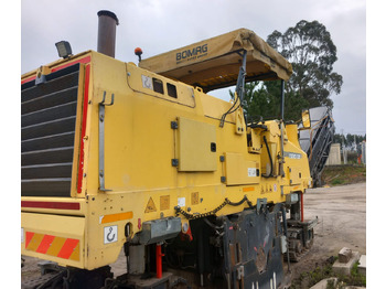 قشاطة أسفلت Bomag BM 1300/30: صورة 3