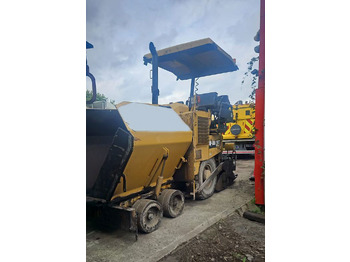 مدادة الأسفلت CATERPILLAR AP300D