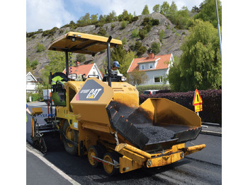 مدادة الأسفلت Caterpillar AP300F: صورة 2
