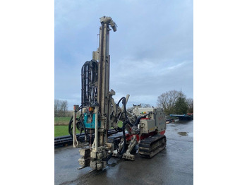 آلة تلقيم COMACCHIO