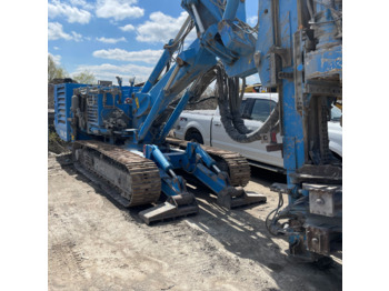 آلة تلقيم SOILMEC