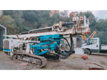 آلة تلقيم SOILMEC