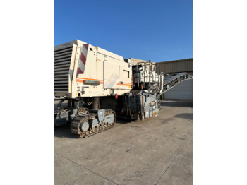 قشاطة أسفلت Wirtgen W 2200: صورة 2