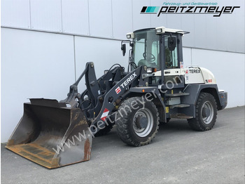 اللودر بعجل TEREX