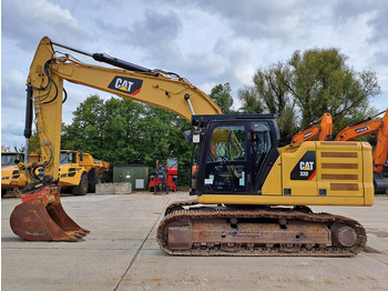 حفار زحاف CATERPILLAR 320