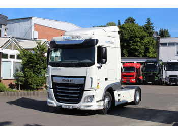 وحدة جر DAF XF 530