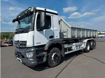 شاحنة ذات خطاف MERCEDES-BENZ Arocs