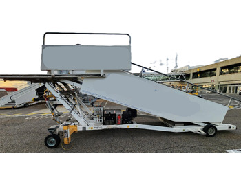 سلالم الطائرة ZODIAC Passenger Stairs 2438: صورة 3 سلالم الطائرة ZODIAC Passenger Stairs 2438: صورة 3