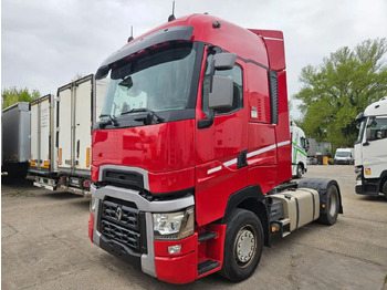 وحدة جر RENAULT T 520