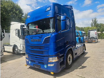 وحدة جر SCANIA R 410