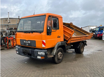 شاحنة قلاب MAN