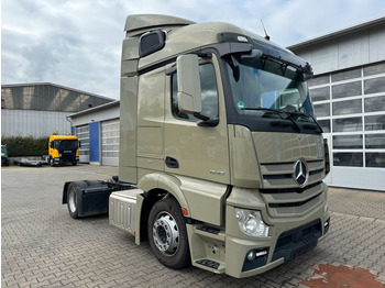 وحدة جر MERCEDES-BENZ Actros 1840