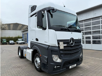 وحدة جر MERCEDES-BENZ Actros 1845