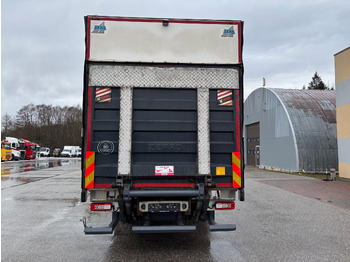 شاحنة الفريزر VOLVO FM330: صورة 3