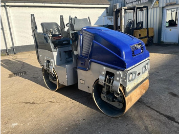 مدحلة اسفلت BOMAG