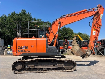 حفار زحاف HITACHI ZX130
