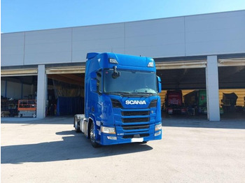 وحدة جر SCANIA R 450