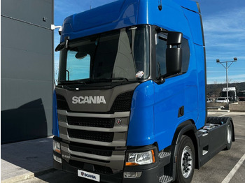 وحدة جر SCANIA R 450