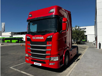 وحدة جر SCANIA S 500