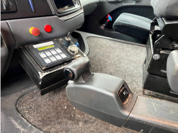 شاحنة النفايات لنقل القمامة Mercedes-Benz Actros 3241 L 8x2/6 Actros 3241 L 8x2/6, 2x Lenkachse, Zöller Medium XL, Zöller-Schüttung: صورة 4