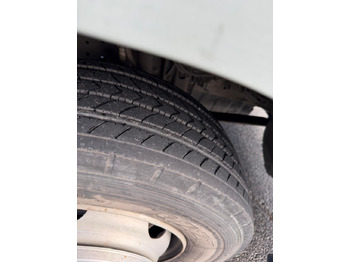 شاحنات مسطحة Mercedes-Benz Atego Atego 816 4 x 2: صورة 3 شاحنات مسطحة Mercedes-Benz Atego Atego 816 4 x 2: صورة 3