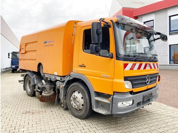 شاحنة MERCEDES-BENZ Atego 1324