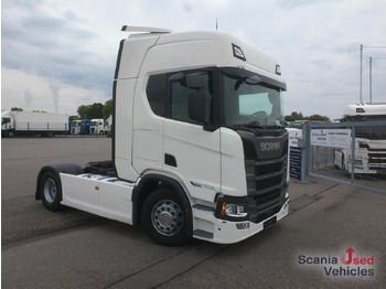 وحدة جر SCANIA R 460