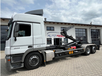 شاحنة ذات خطاف MERCEDES-BENZ Actros 2544