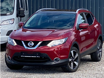 سيارة دفع رباعي NISSAN
