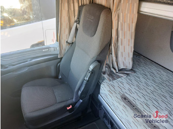 وحدة جر DAF XF 460 FT Space Cab Low deck: صورة 5 وحدة جر DAF XF 460 FT Space Cab Low deck: صورة 5