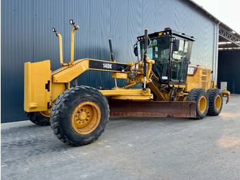 ممهدة CATERPILLAR 140K