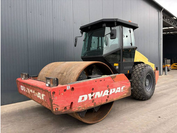 مدحلة DYNAPAC