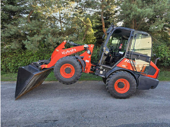 اللودر بعجل KUBOTA R065