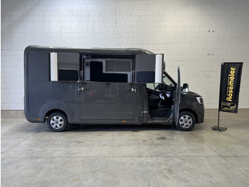 شاحنة نقل خيل RENAULT Master